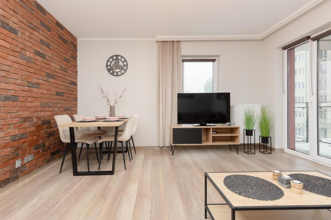 Modern One Bedroom Apartment With Parking In Lodz By Renters Prestige Exteriér fotografie