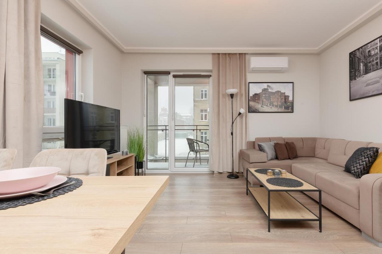 Modern One Bedroom Apartment With Parking In Lodz By Renters Prestige Exteriér fotografie