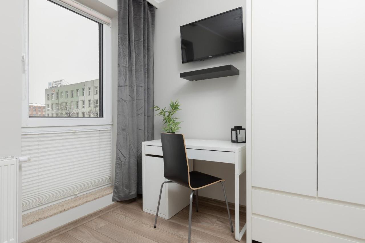 Modern One Bedroom Apartment With Parking In Lodz By Renters Prestige Exteriér fotografie